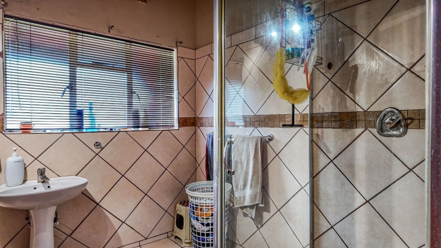 3 Bedroom Property for Sale in Olifantsnek North West